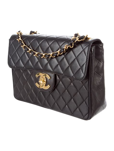 jumbo classic flap chanel|chanel classic flap jumbo price.